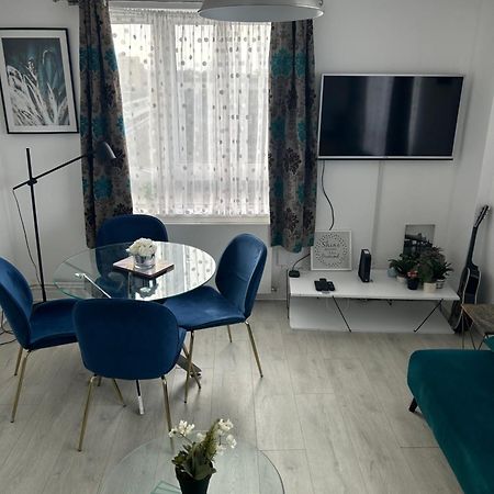 Cosy 2-Bedroom Flat In Finsbury Park, Modern, Convenient & Close To Central London! Eksteriør billede