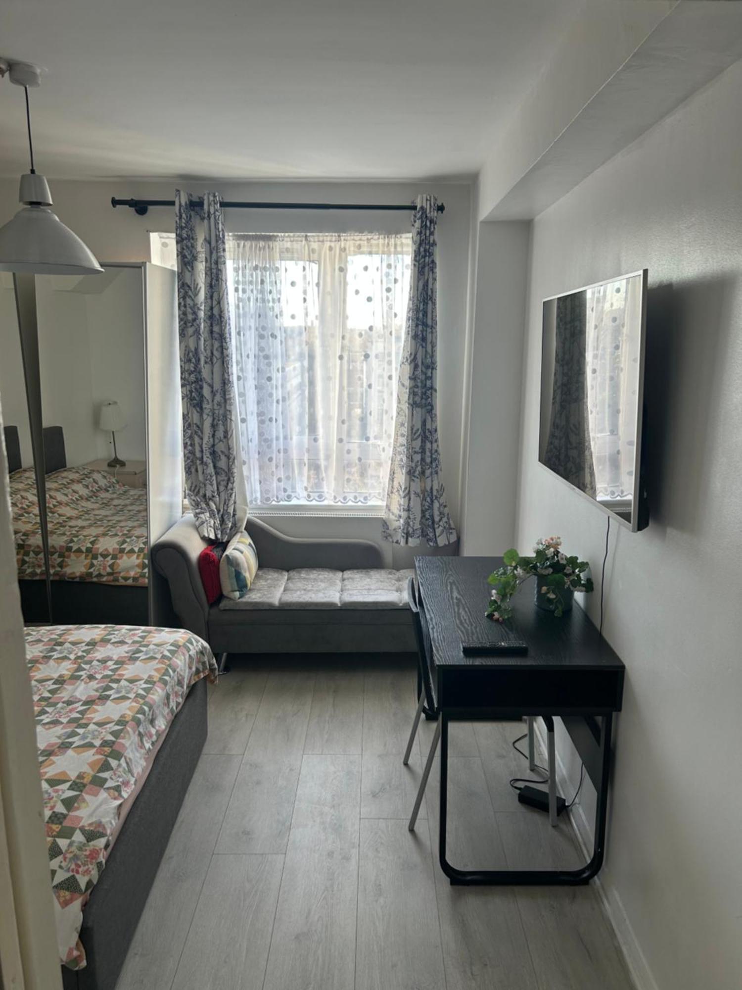 Cosy 2-Bedroom Flat In Finsbury Park, Modern, Convenient & Close To Central London! Eksteriør billede