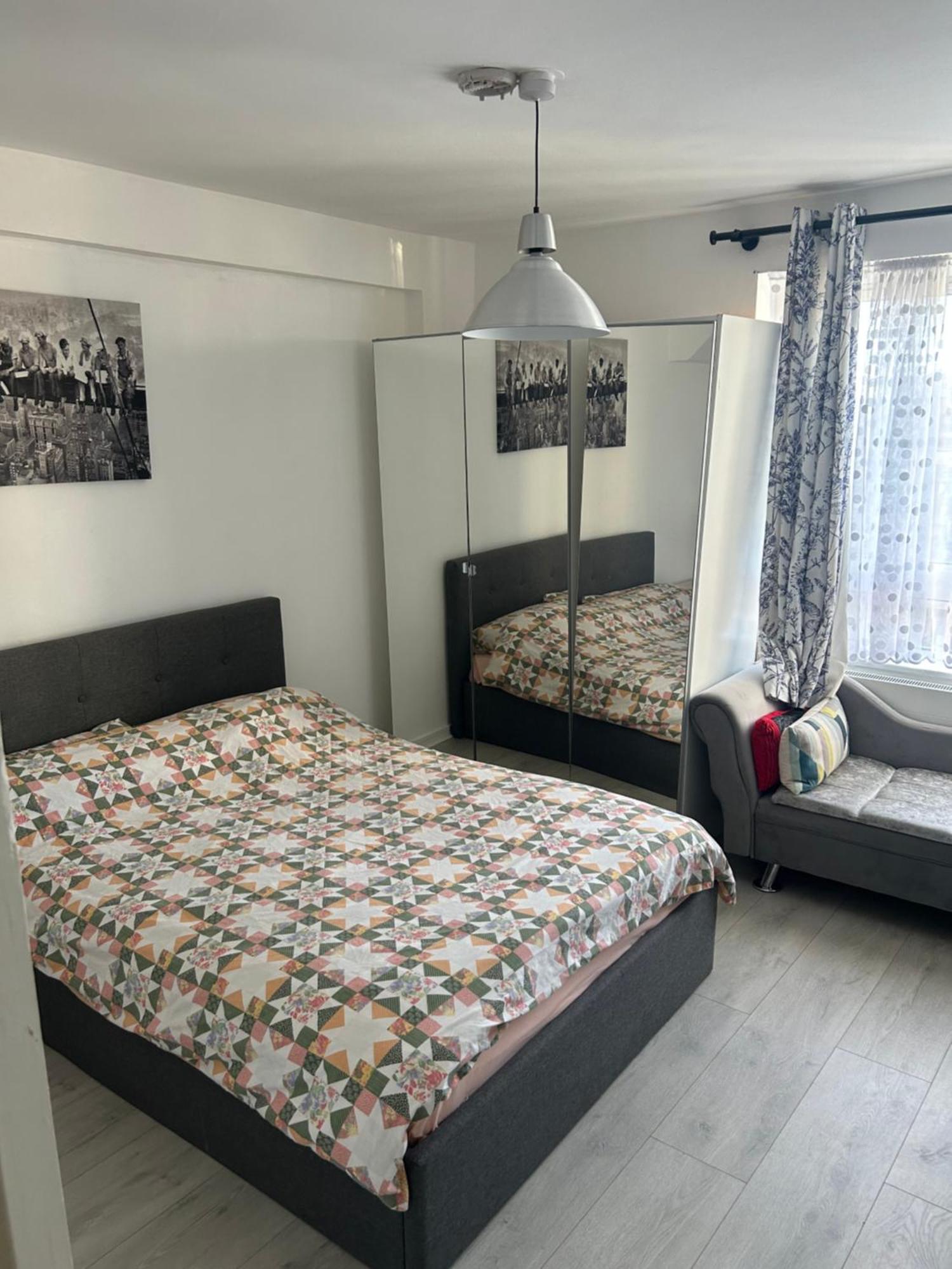 Cosy 2-Bedroom Flat In Finsbury Park, Modern, Convenient & Close To Central London! Eksteriør billede